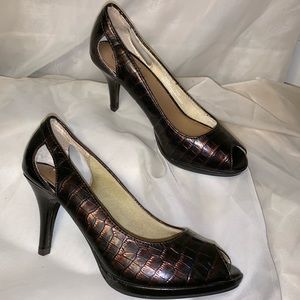 Life stride sling back